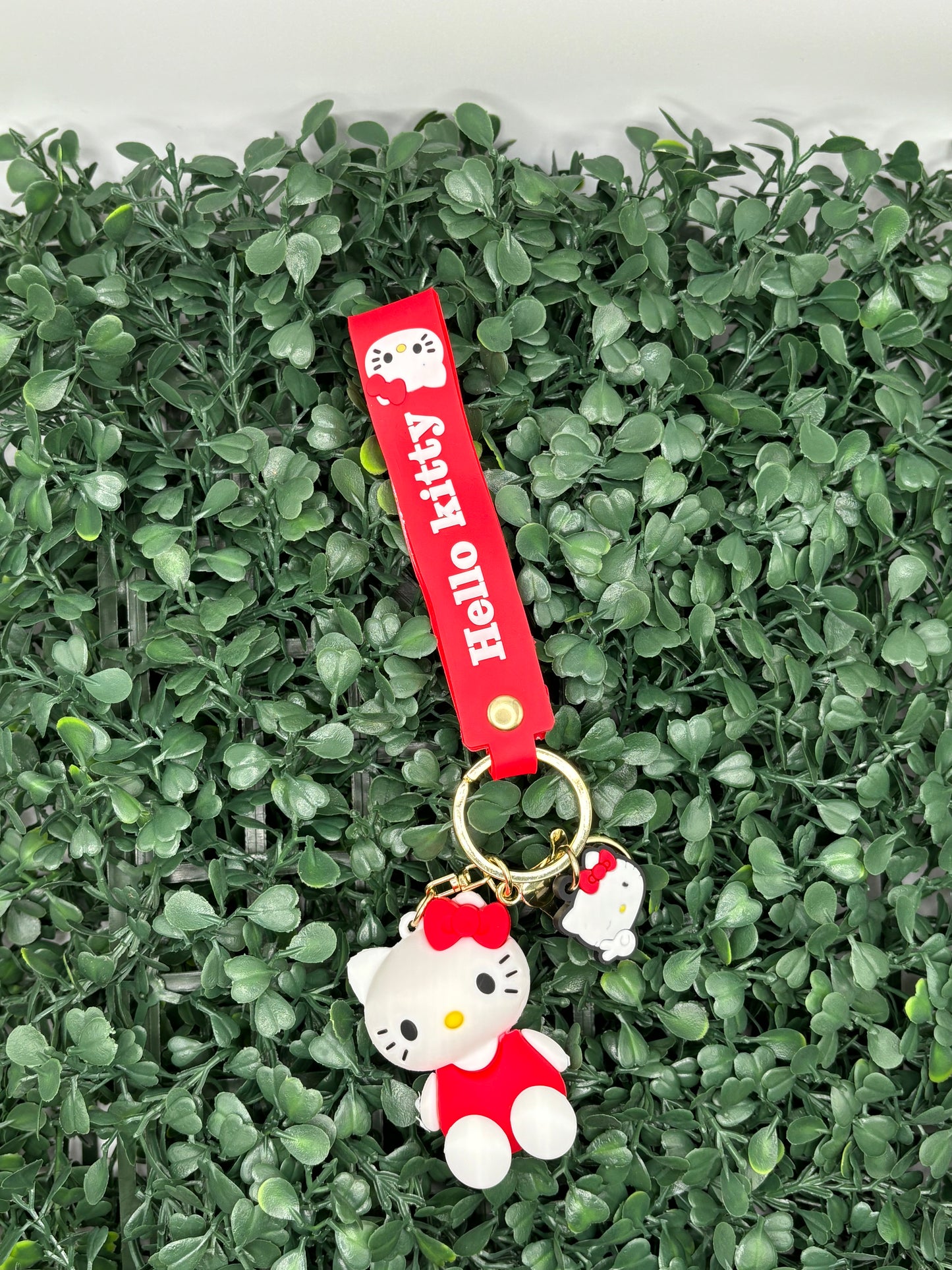 Hello Kitty key Chain Red