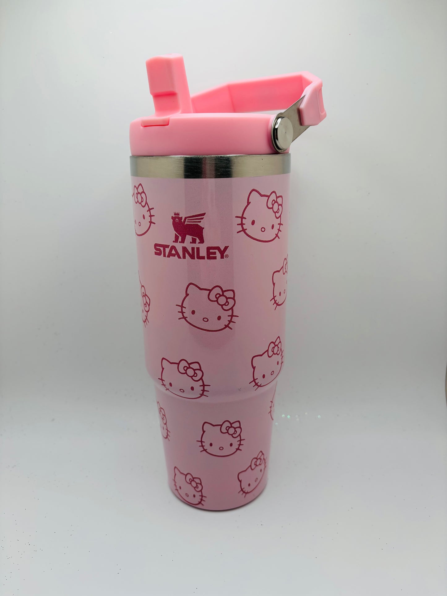 Stainless steel tumbler with Hello Kitty design 30oz